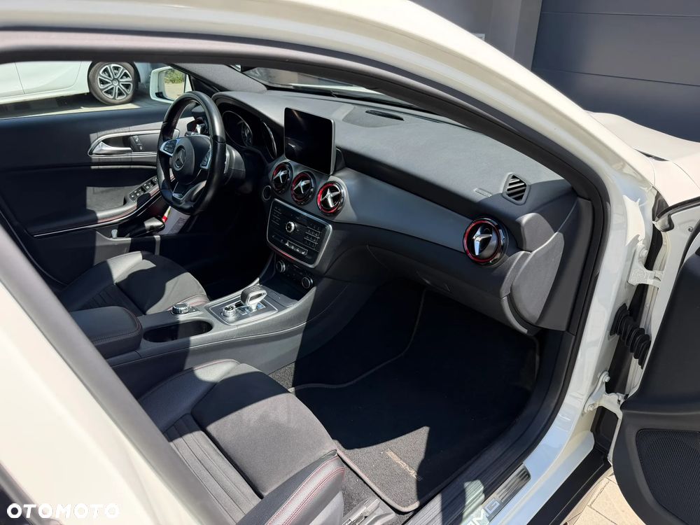 Mercedes-Benz GLA AMG 45 4-Matic - 21