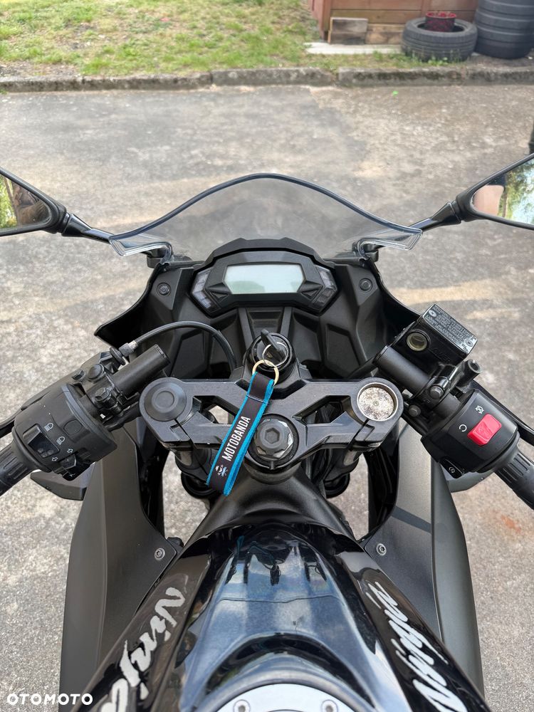 Kawasaki Ninja - 7
