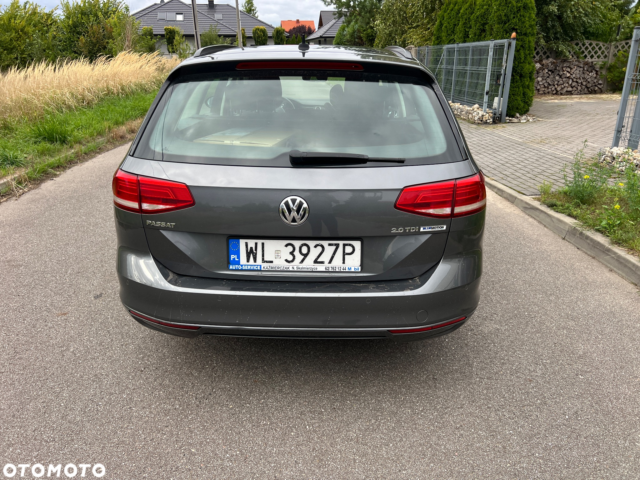 Volkswagen Passat - 4