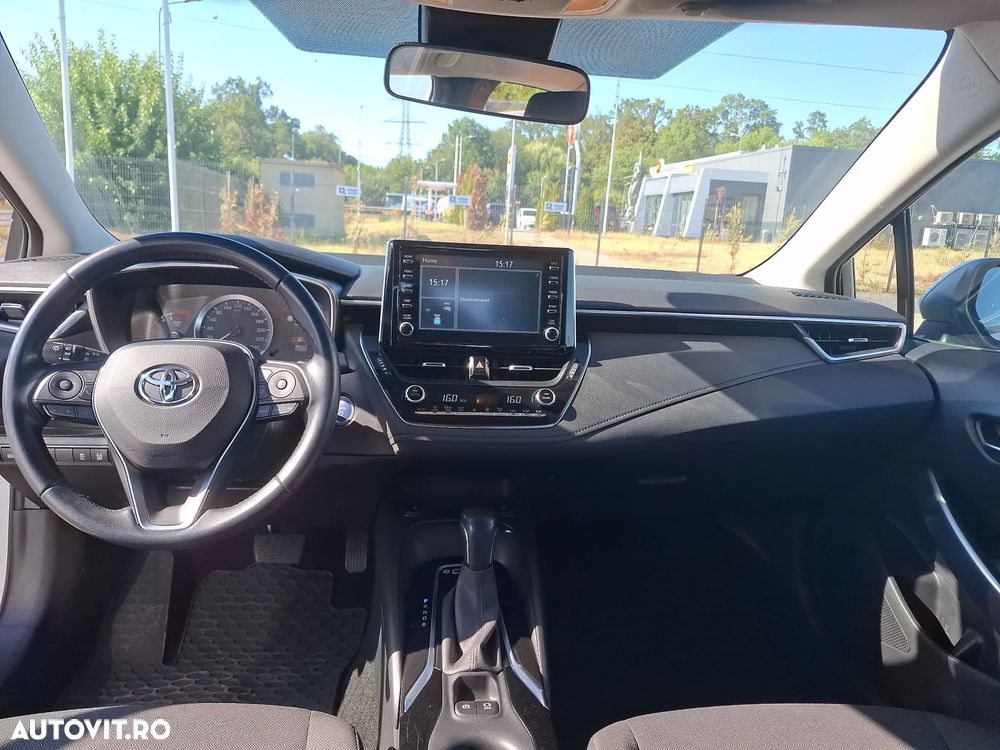Toyota Corolla - 12