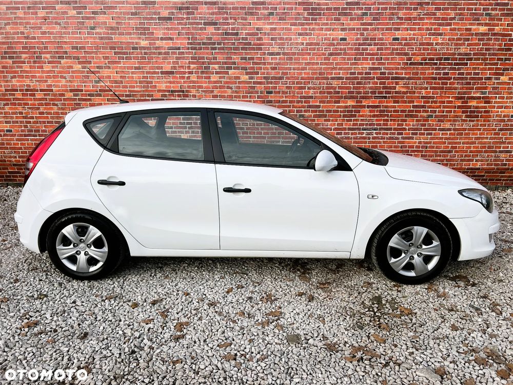 Hyundai i30 1.4 Comfort - 34