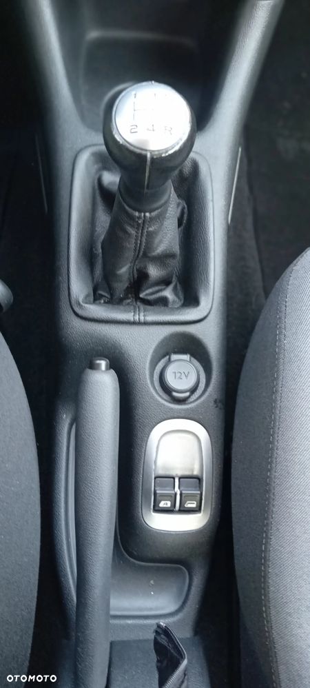 Peugeot 206 plus 75 - 13