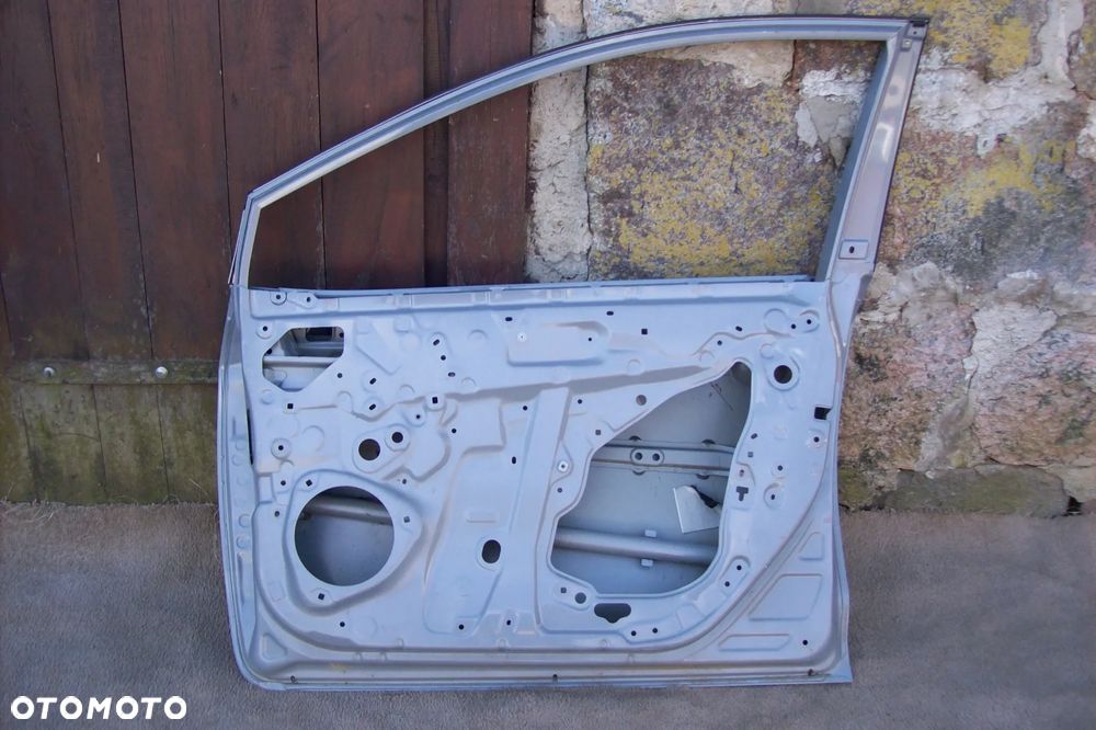 drzwi przednie prawe toyota corolla e-21 - 6