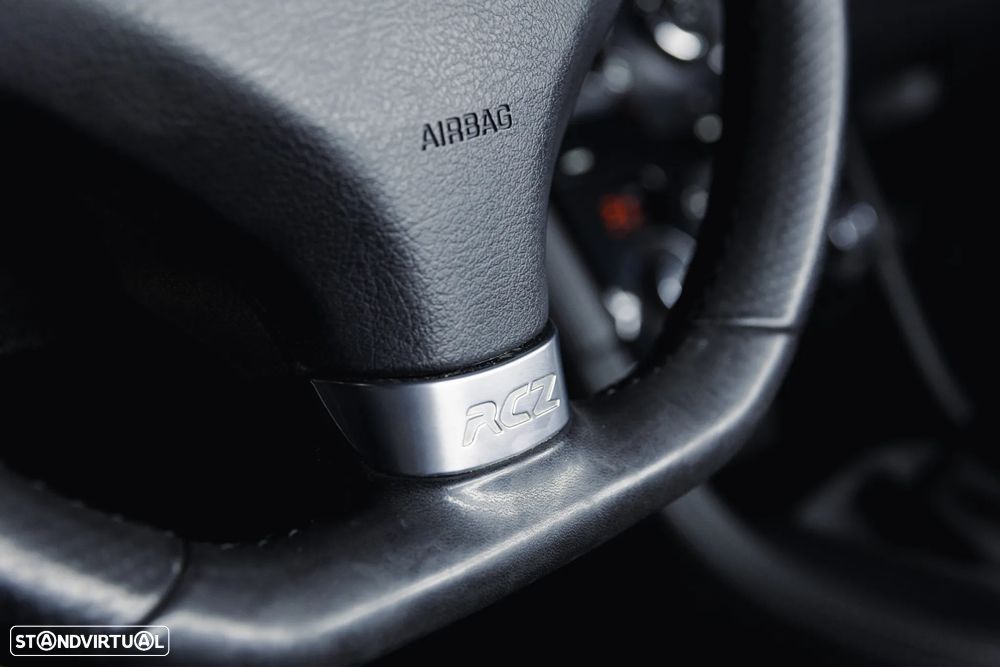 Peugeot RCZ 1.6 155 THP - 11