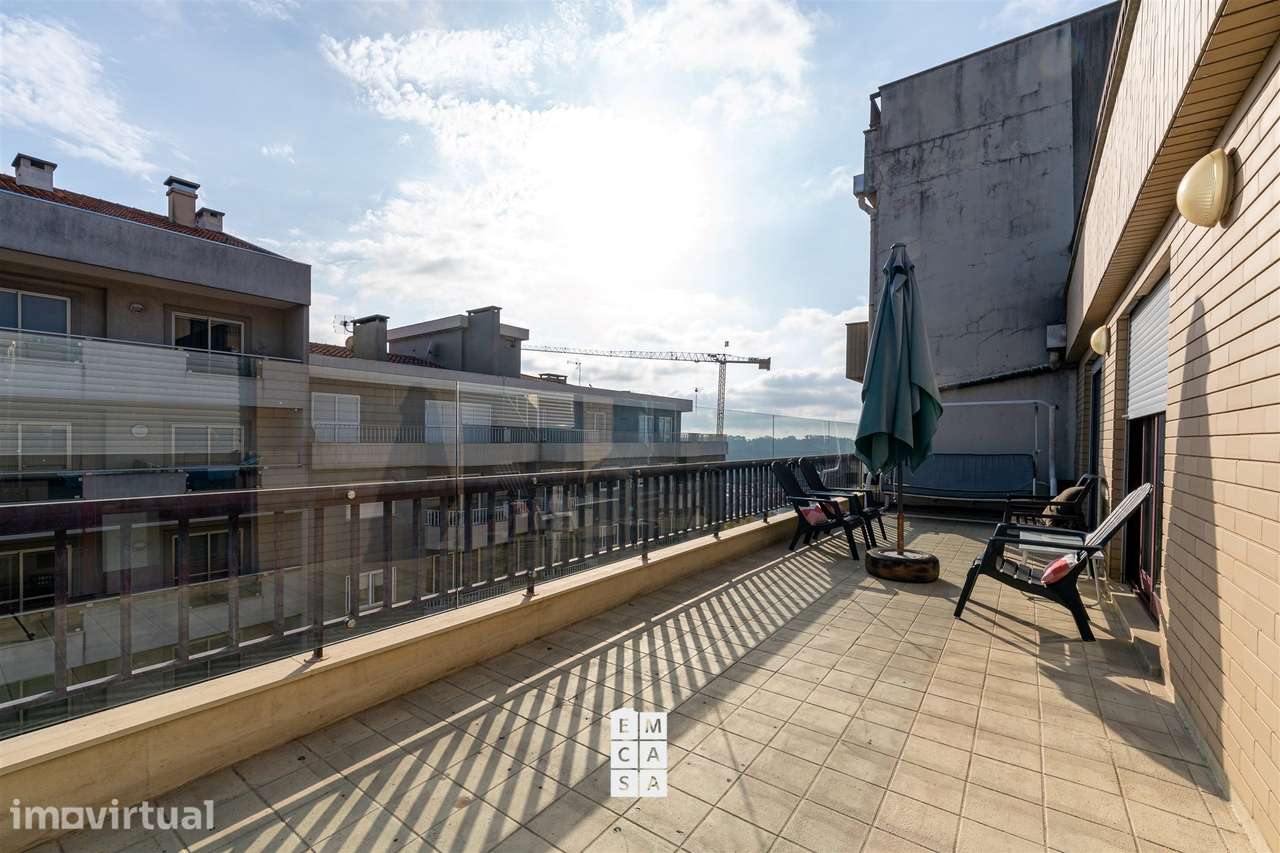 Apartamento T3 Venda em Oliveira de Azeméis, Santiago de Riba-Ul, Ul, - Grande imagem: 3/48