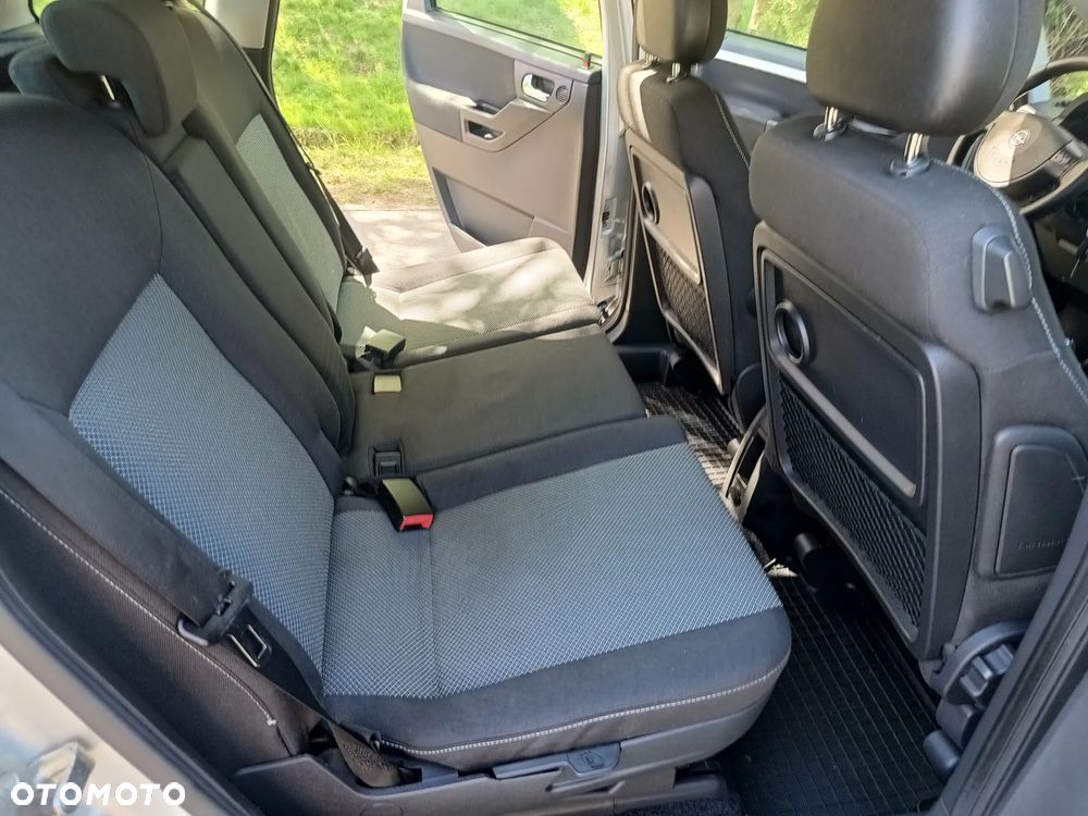 Opel Meriva - 21