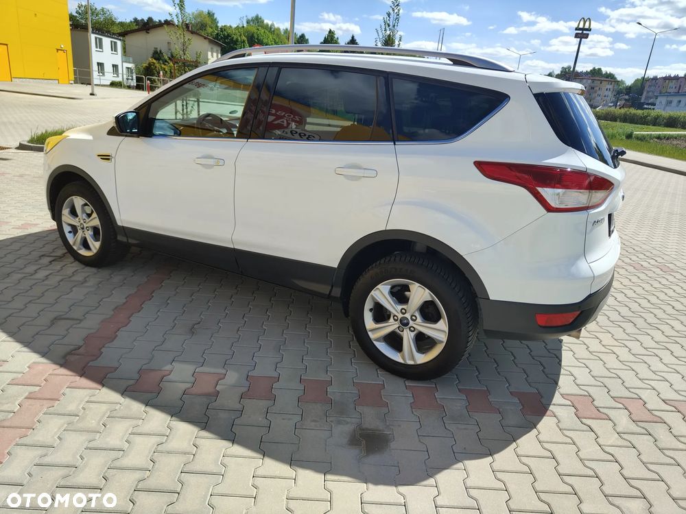 Ford Kuga 1.5 EcoBoost 2x4 Trend - 17