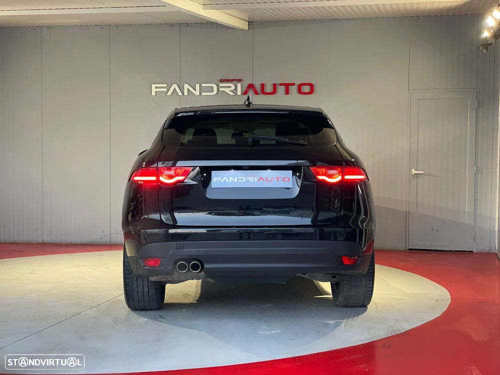 Jaguar F-Pace 2.0 i4D Portfolio Aut. - 11