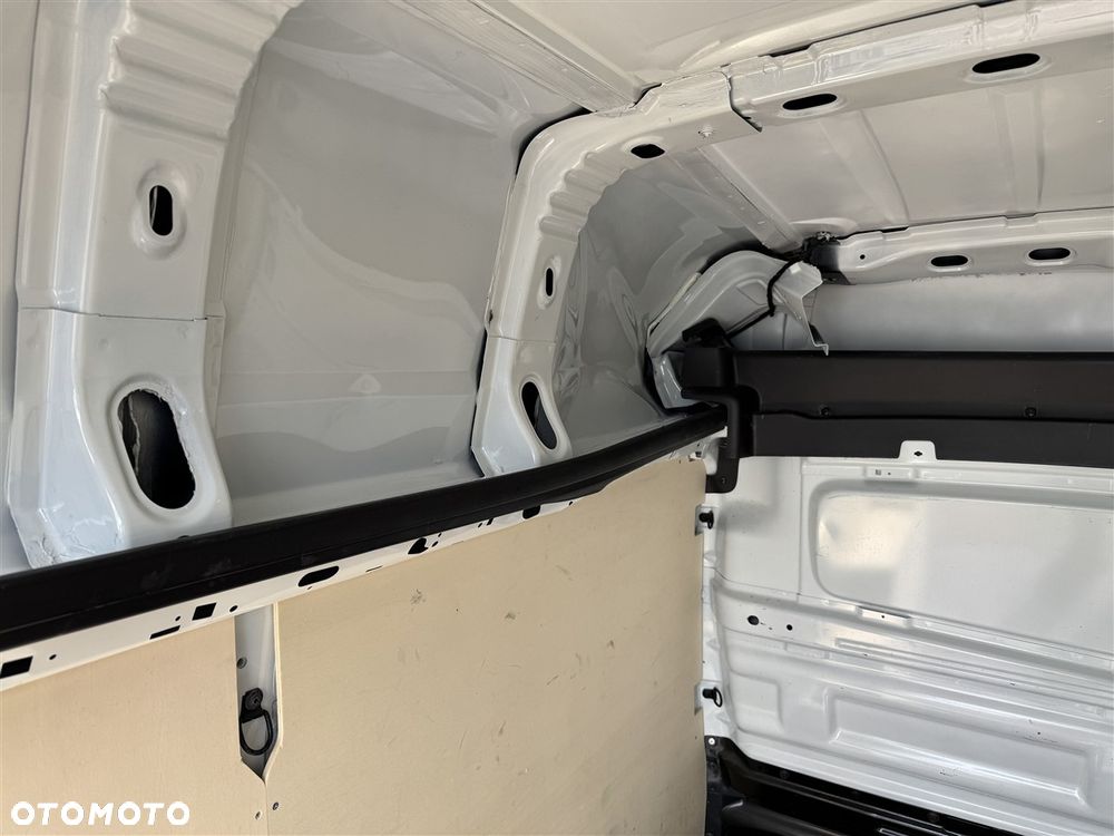 Renault TRAFIC - 16