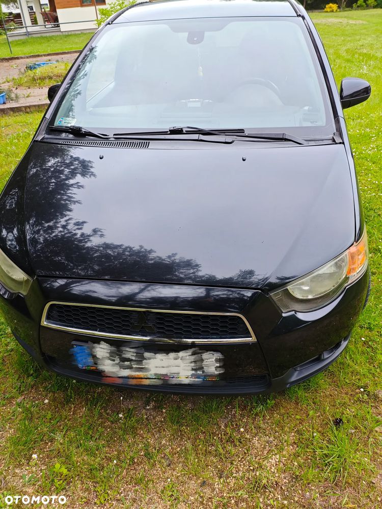 Mitsubishi Colt - 12