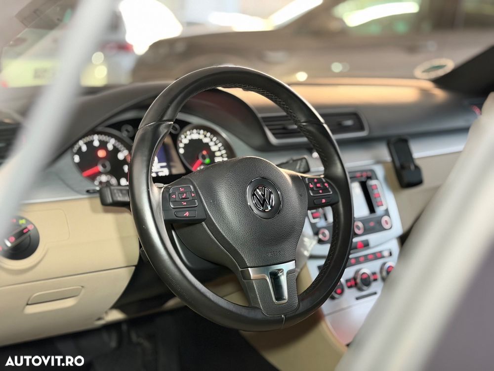 Volkswagen Passat CC 1.4 TSI DSG BMT - 19