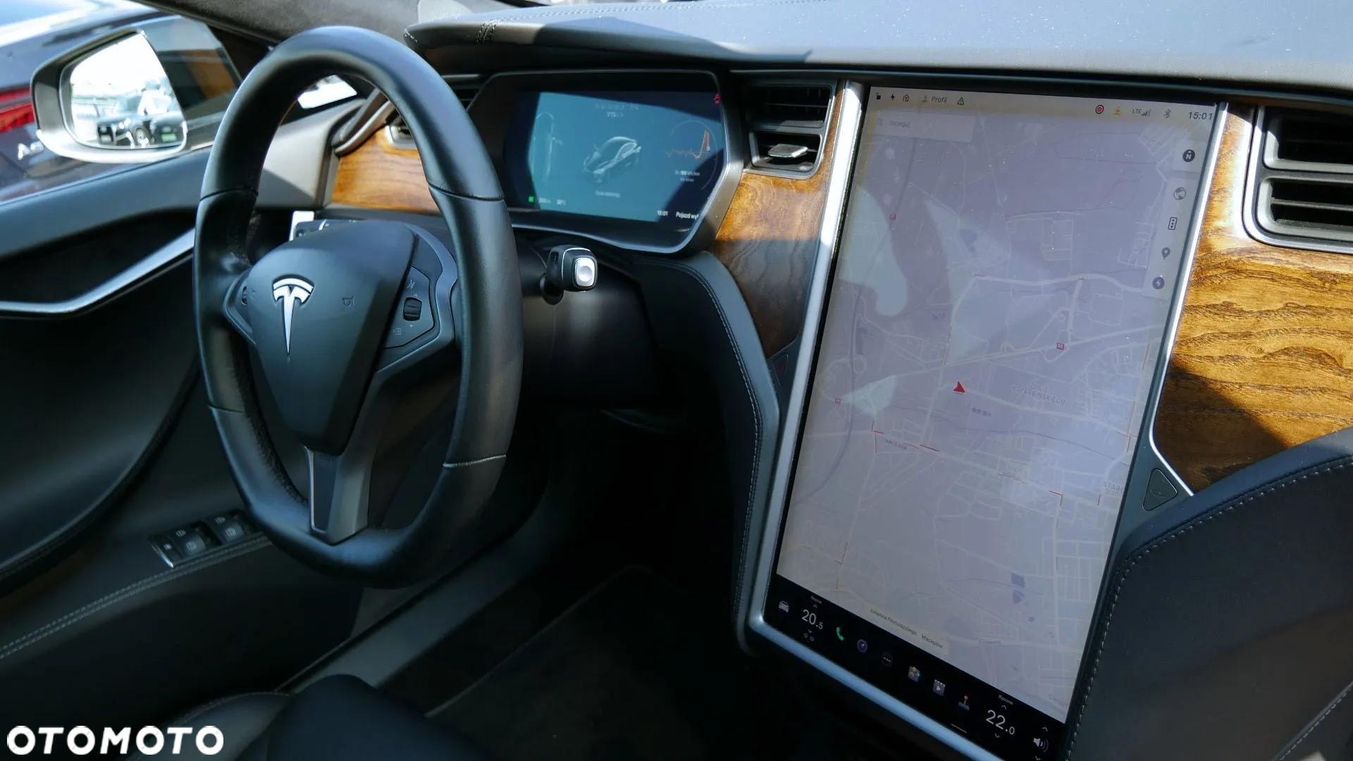 Tesla Model S Dual Motor Allradantrieb - 21