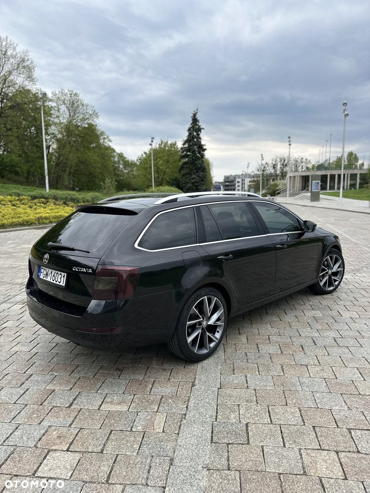 Skoda Octavia 2.0 TDI Edition DSG - 6