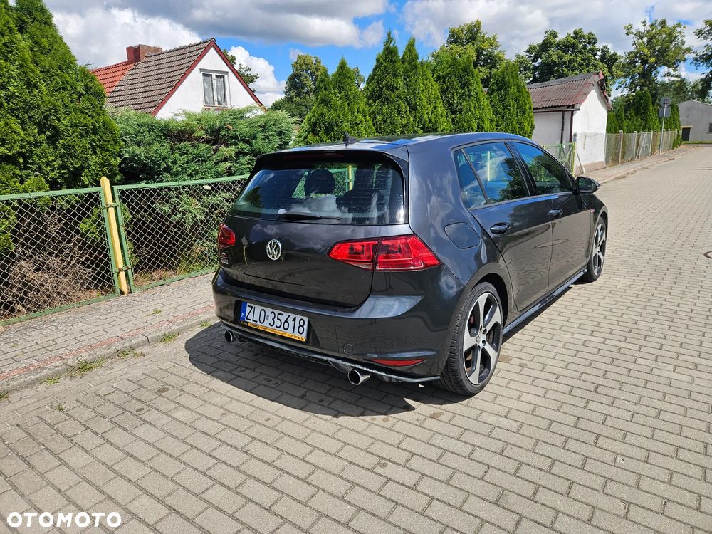 Volkswagen Golf GTI (BlueMotion Technology) DSG - 9