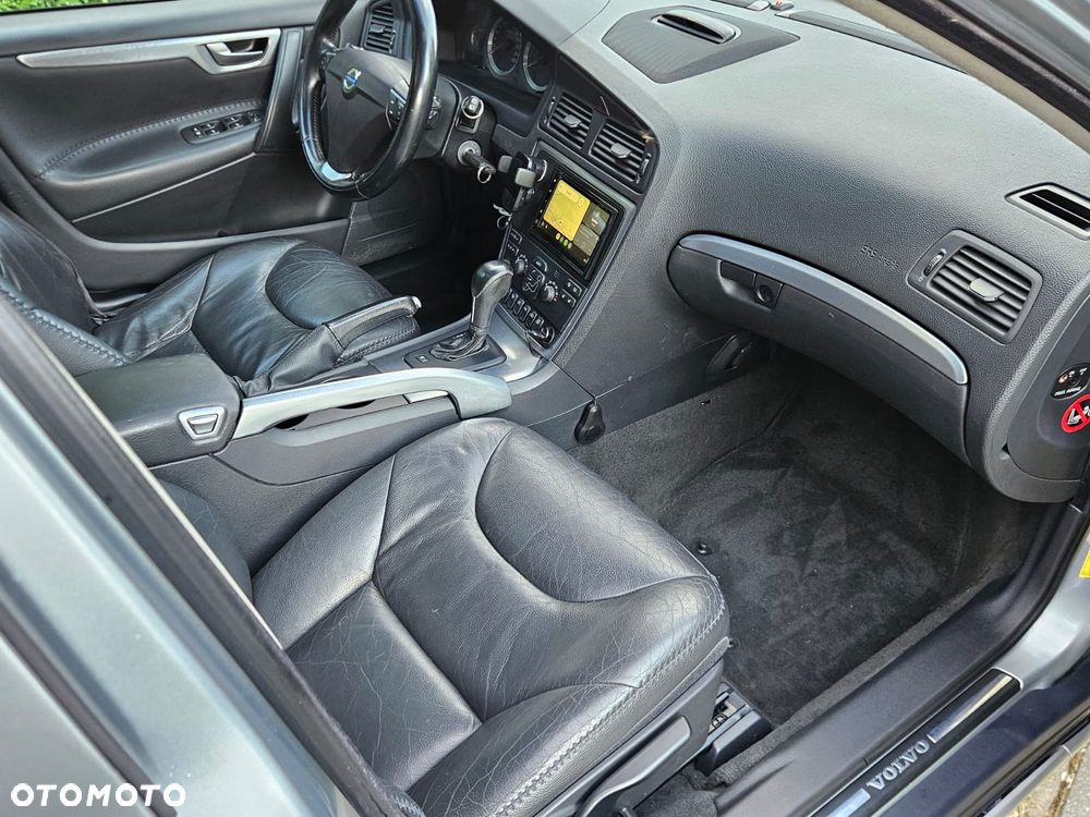 Volvo XC 70 AWD Summum - 32