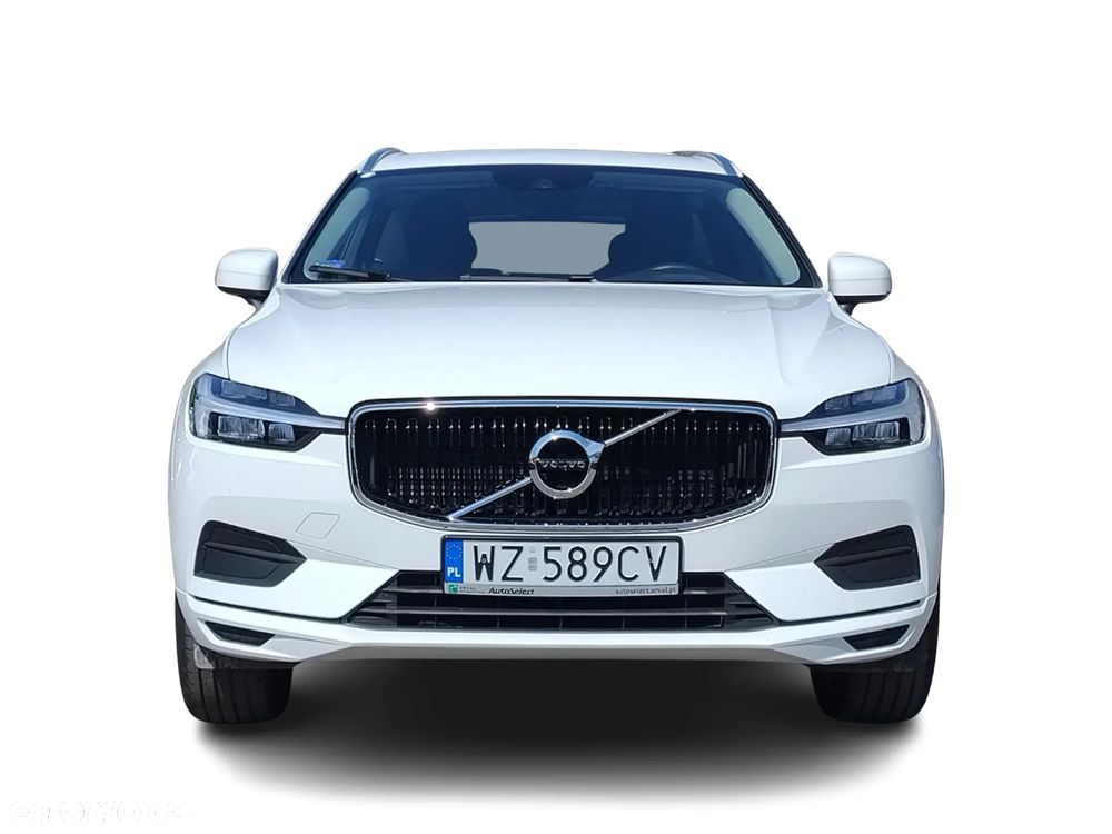 Volvo XC 60 B4 B Momentum - 9