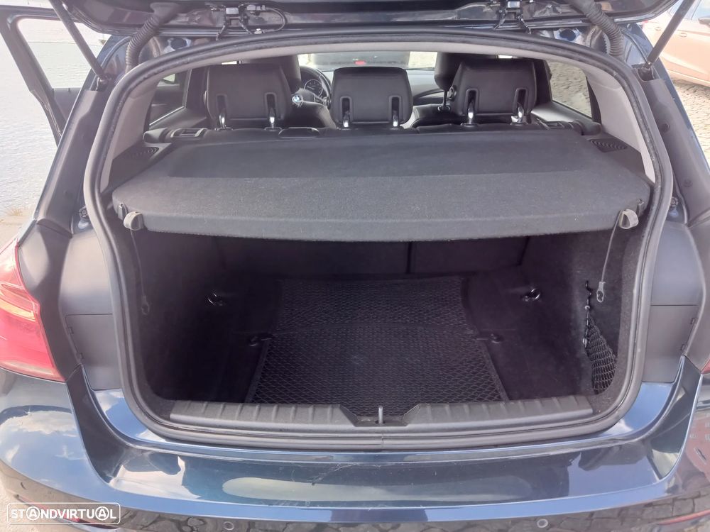 BMW 116 d Aut. Sport Line - 30