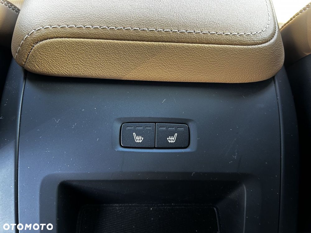 Volvo XC 60 - 28