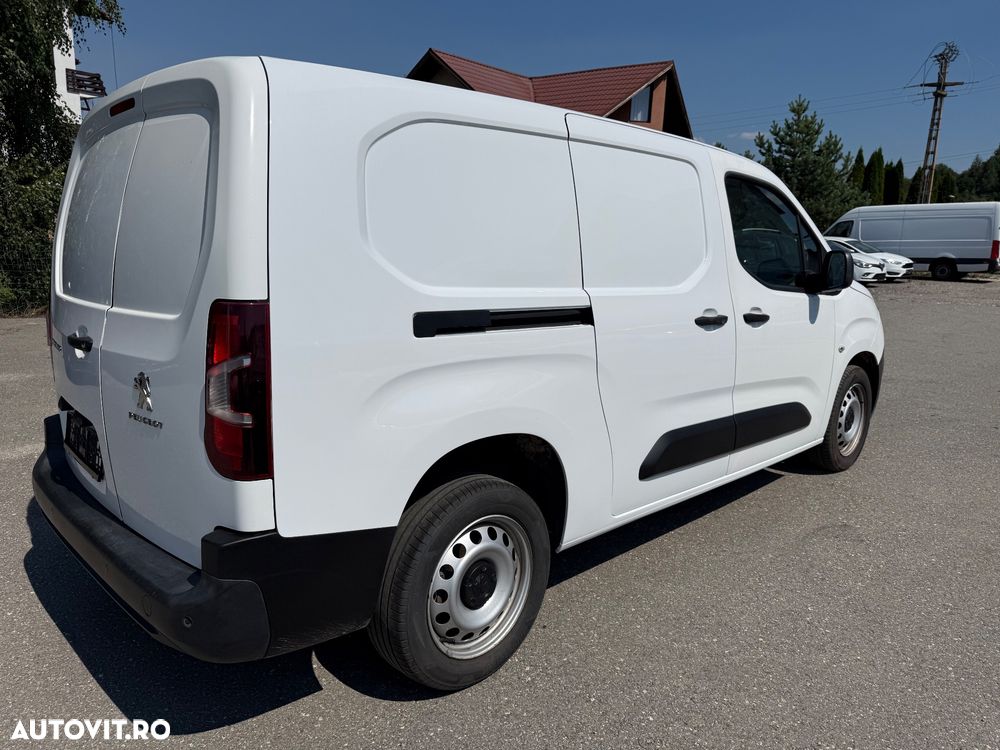 Peugeot Partner - 11