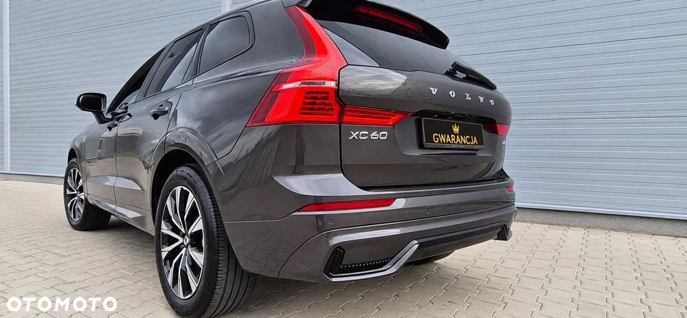 Volvo XC 60 B4 D Ultimate Dark - 13
