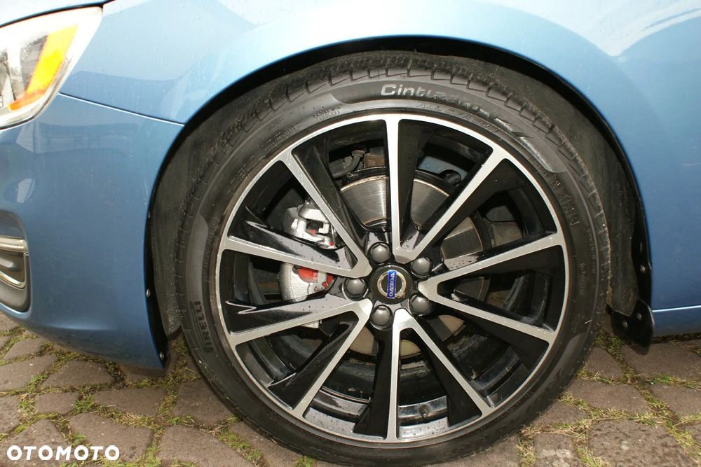 Volvo V60 T5 Geartronic Momentum - 10