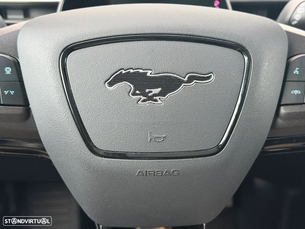 Ford Mustang Mach-E AWD PREMIUM - 21