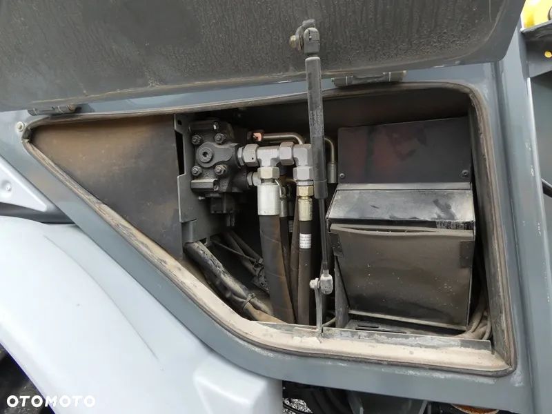 Kramer 750 z Niemiec / 2014r Bez DPF / 5.014MTG / - 35