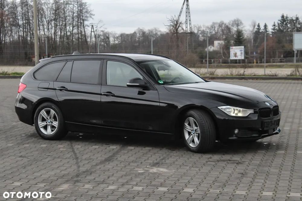 BMW Seria 3 320d Sport-Aut - 5