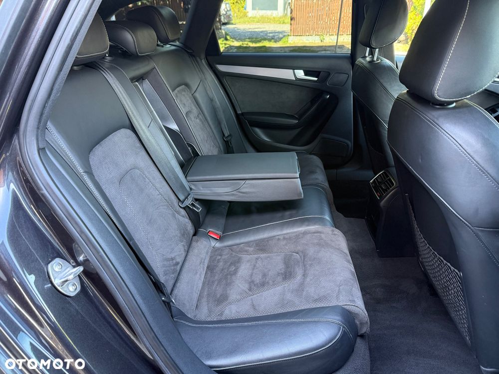 Audi A4 Avant 2.0 TFSI quattro S line Sportpaket (plus) - 32