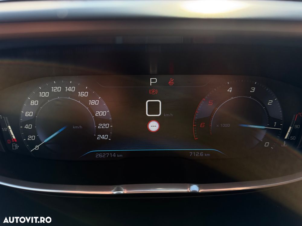 Peugeot 3008 2.0 BlueHDI S&S EAT6 GT - 12