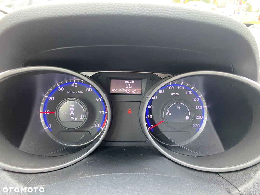 Hyundai ix35 1.6 GDI Premium 2WD - 19