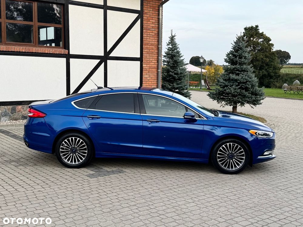 Ford Fusion 2.0 EcoBoost Titanium - 18