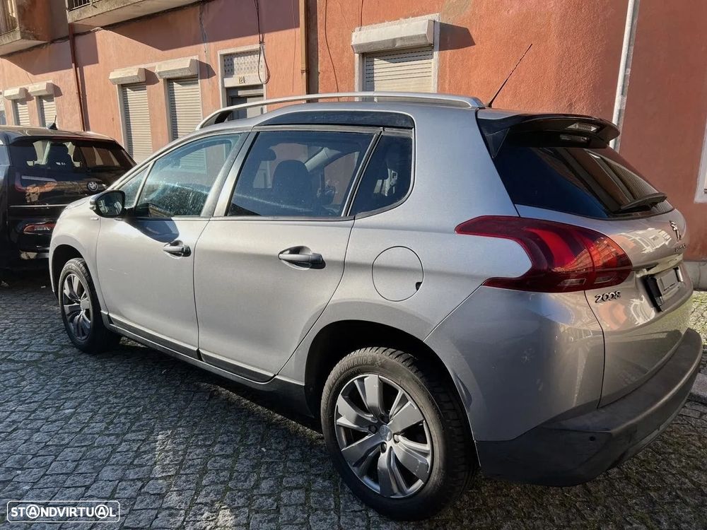 Peugeot 2008 1.2 PureTech Active - 5