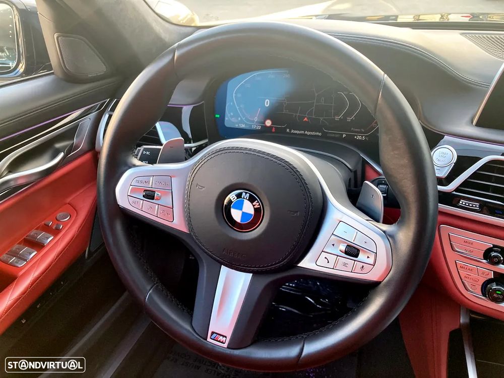BMW 750 Li xDrive Pack M - 12