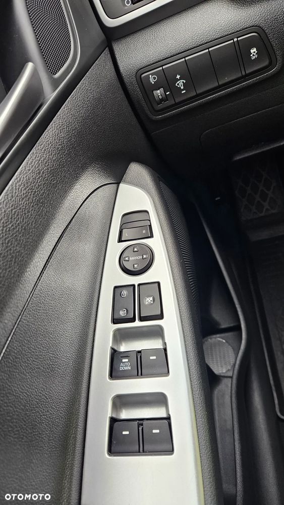 Hyundai Tucson 1.6 GDi Comfort 2WD - 19