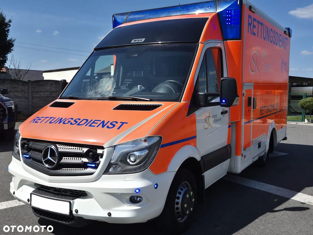 Mercedes-Benz Sprinter Karetka Ambulans - 1