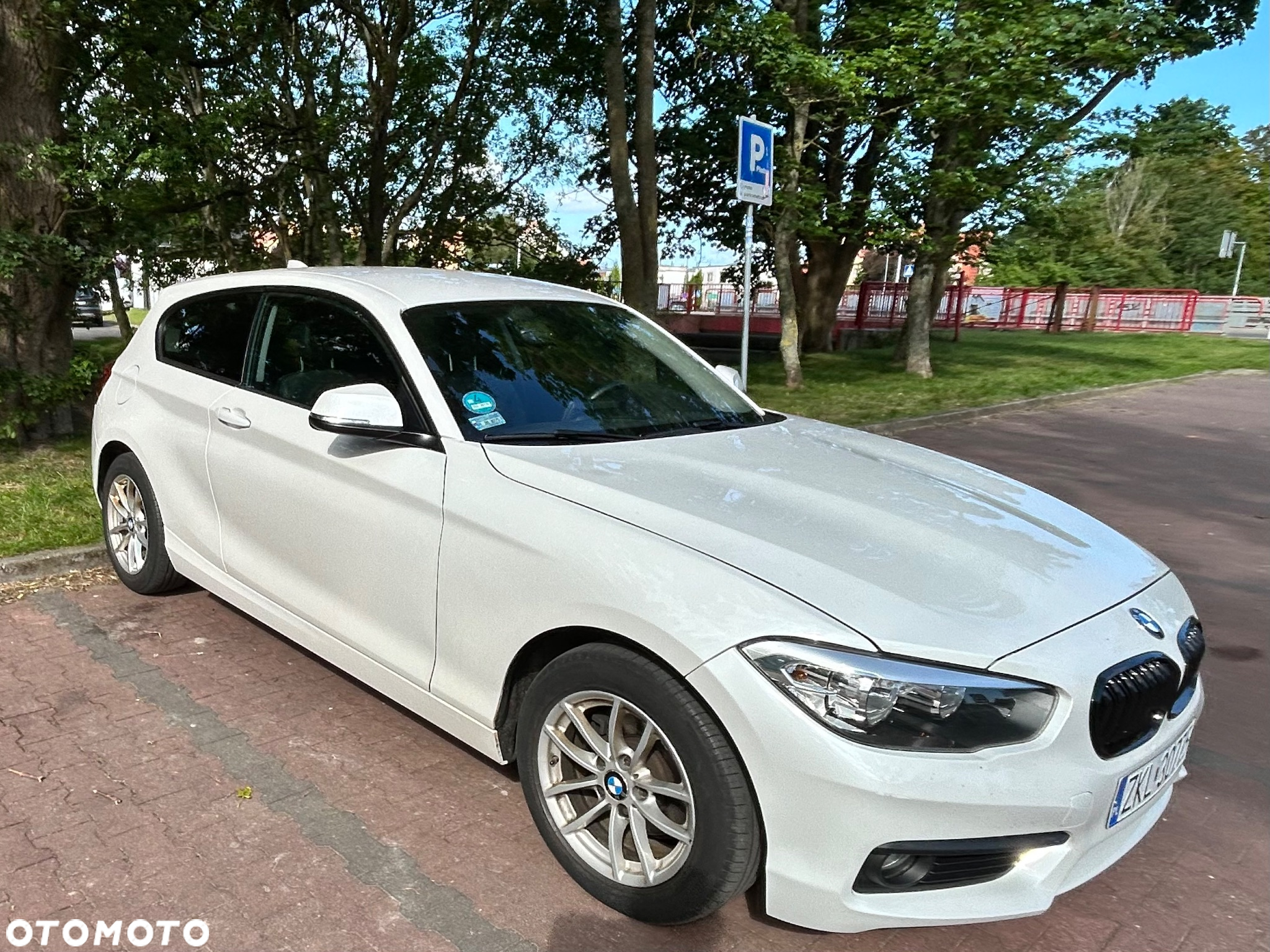 BMW Seria 1 118i - 5