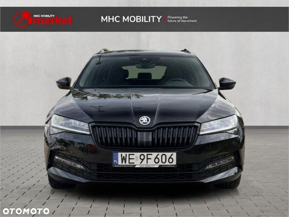 Skoda Superb 2.0 TDI SCR 4x4 Sportline DSG - 8