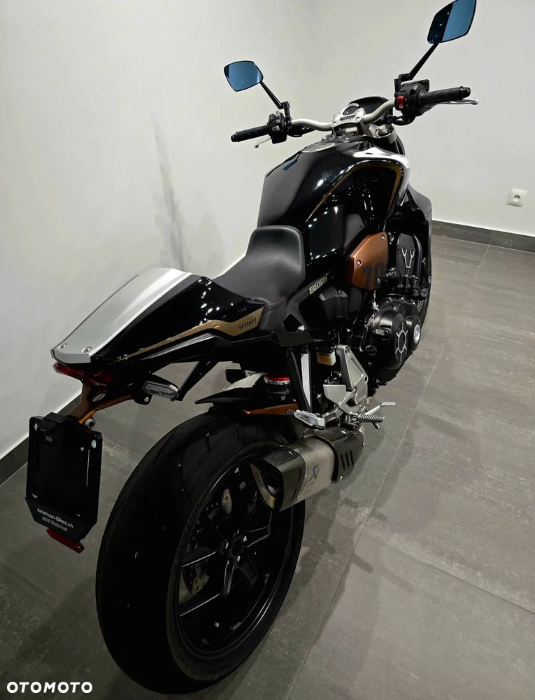 Honda CB - 9