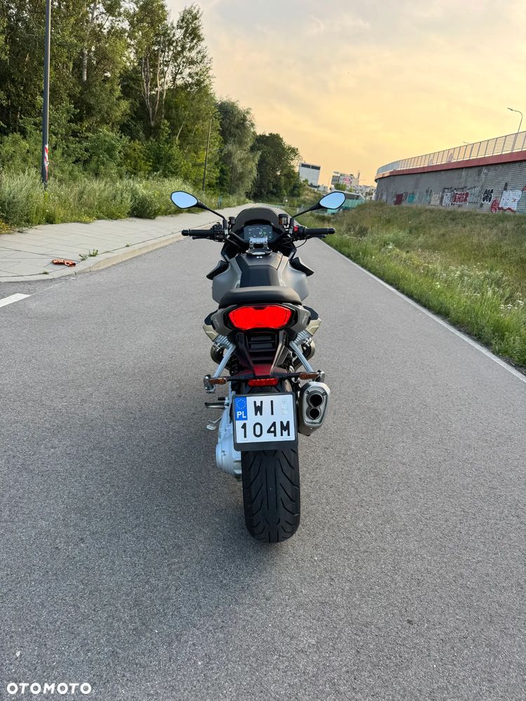 Moto Guzzi V100 Mandello - 7