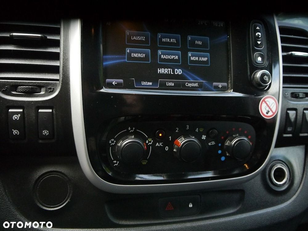 Renault Trafic - 26