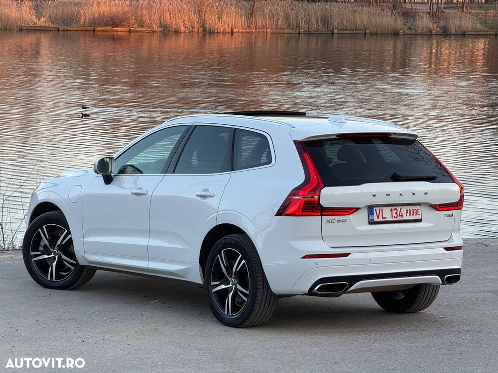 Volvo XC 60 T8 Twin Engine AWD R-Design - 8