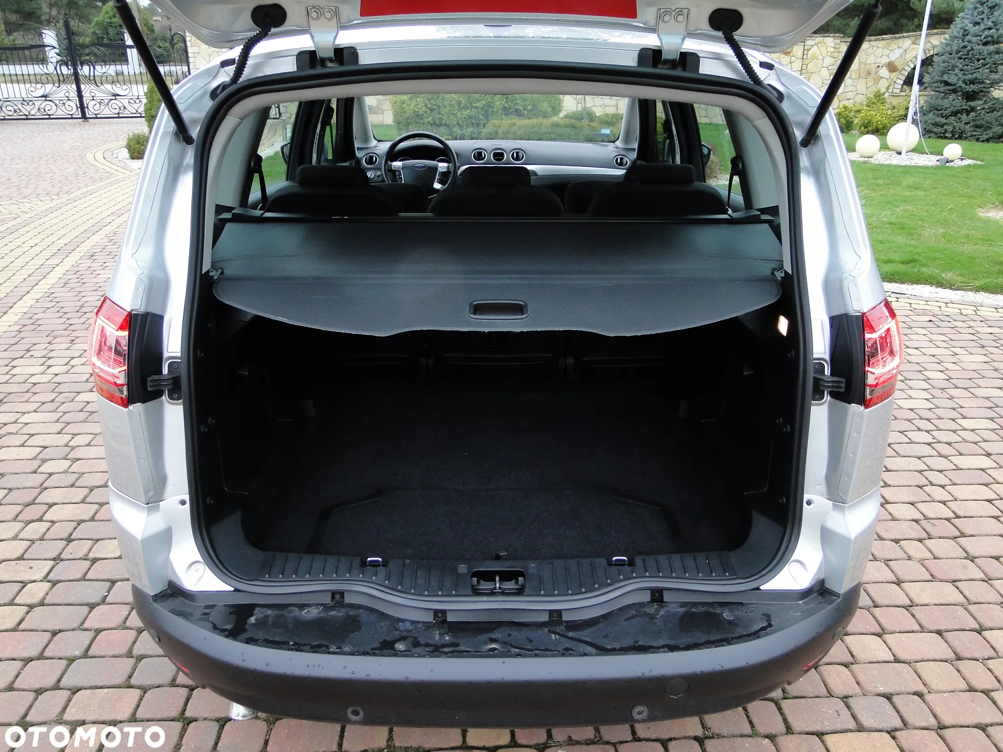Ford S-Max 2.0 TDCi DPF Titanium - 32