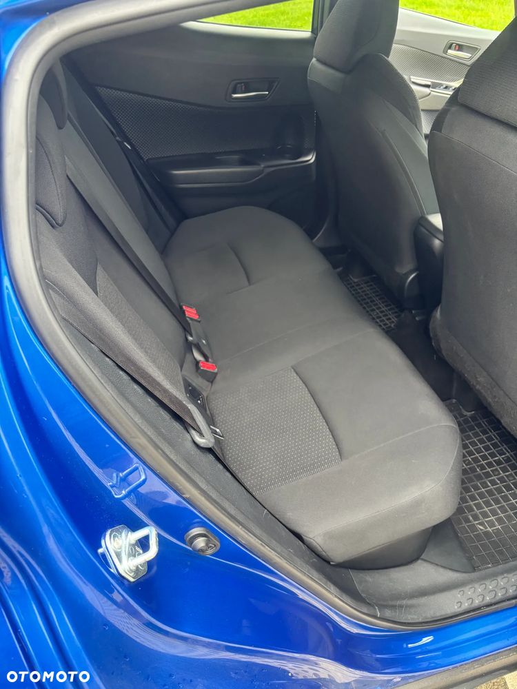 Toyota C-HR Flow - 29