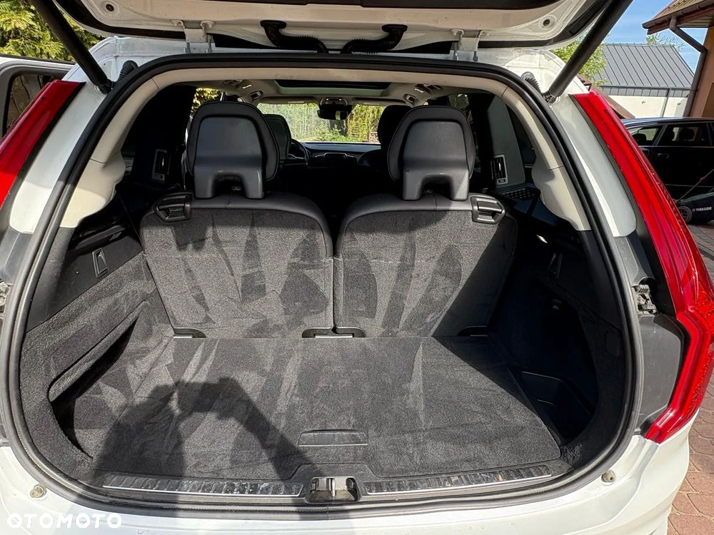 Volvo XC 90 T6 AWD Momentum 7os - 19