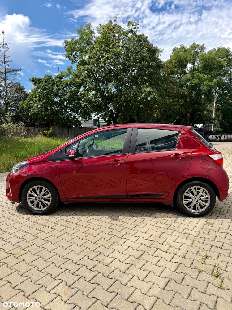 Toyota Yaris 1.5 Dynamic - 8