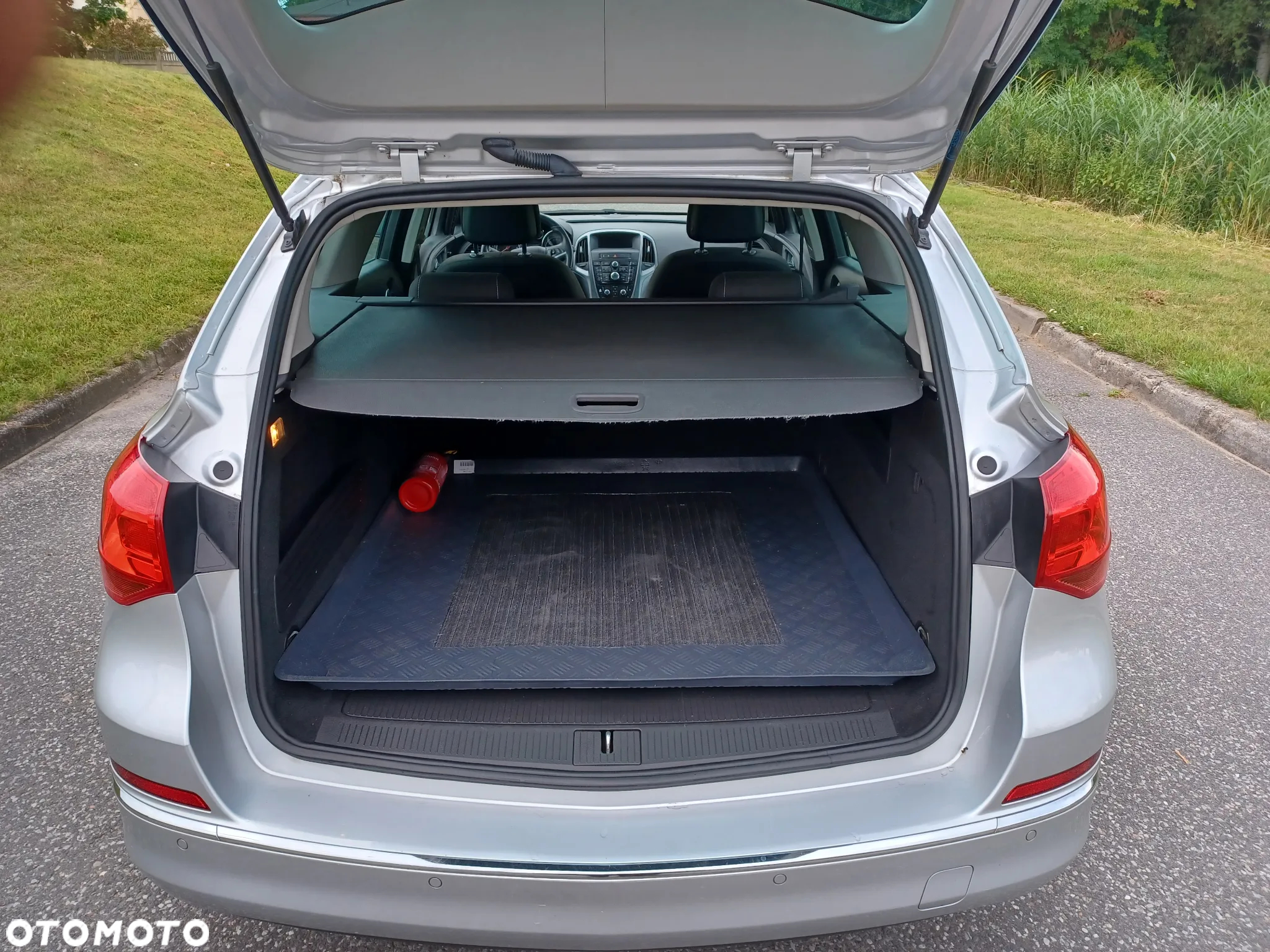Opel Astra IV 1.6 CDTI Cosmo - 16