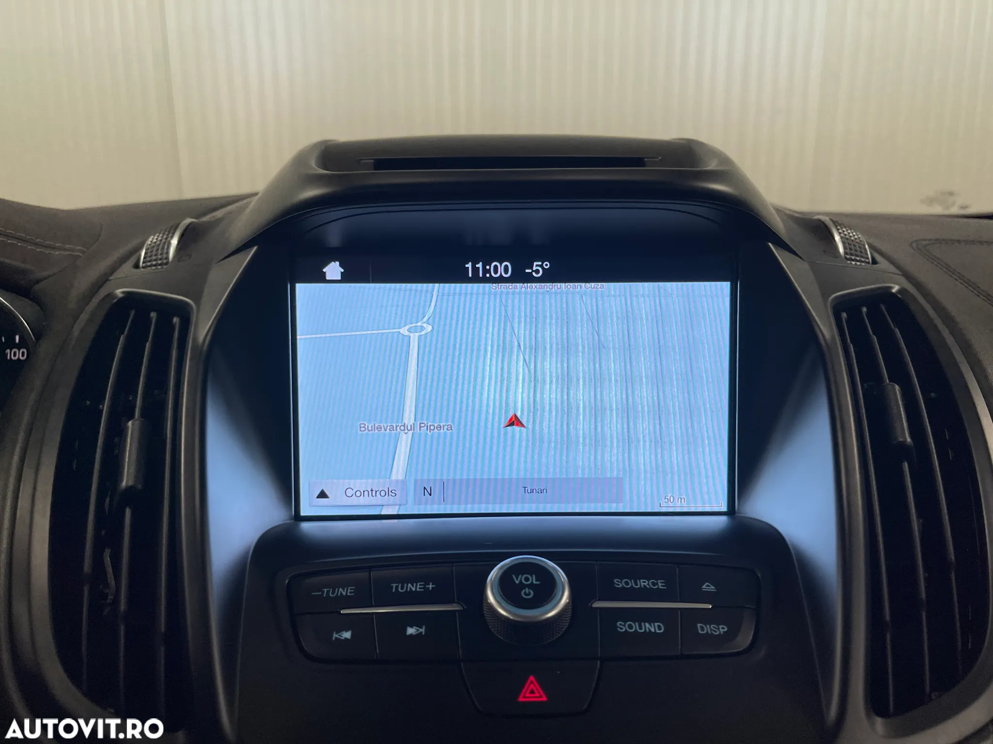 Ford Kuga 2.0 TDCi 4WD Powershift Vignale - 16