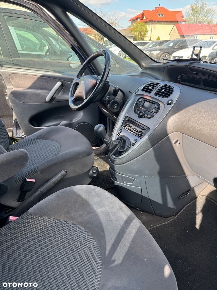 Citroën Xsara Picasso 1.6 16V Exclusive - 32
