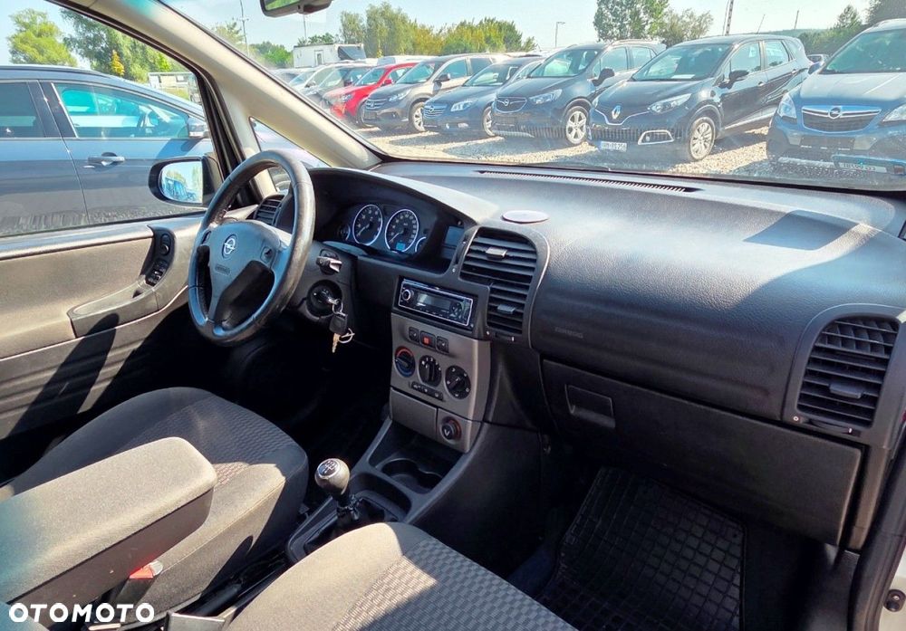Opel Zafira - 8